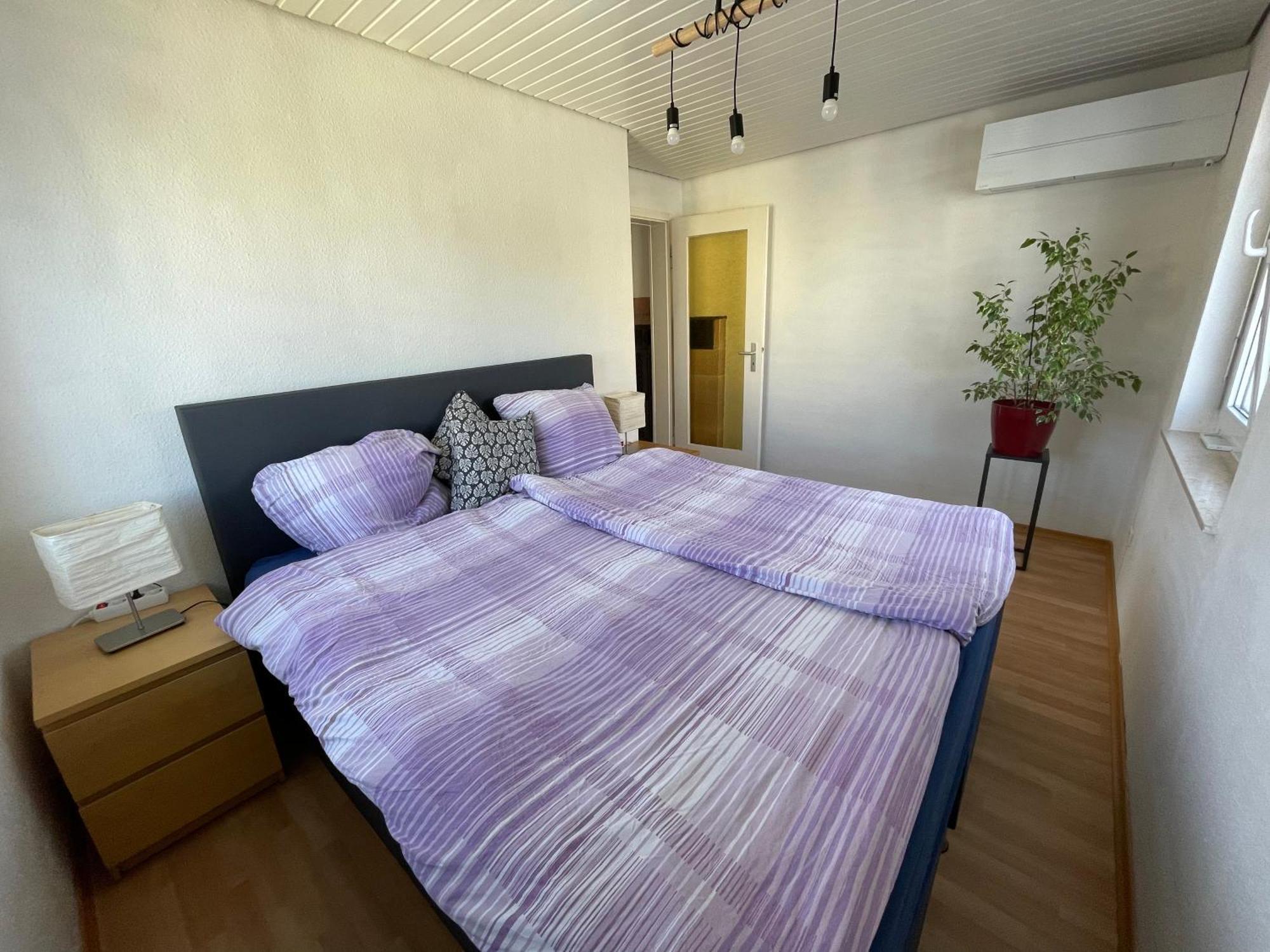 Sonnige 3 Zimmer Wohnung Mit Schoenem Balkon Im Gruenen Reutlingen Exterior foto